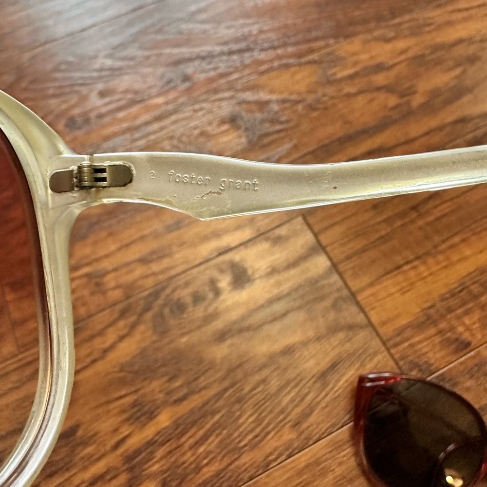 Vintage Foster Grant Sunglasses - Picture 5 of 13